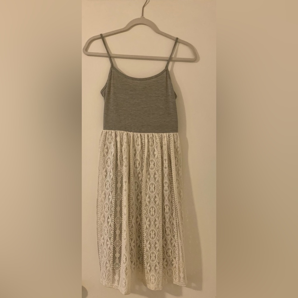 Xhilaration Size Small Grey and Eyelet Dress